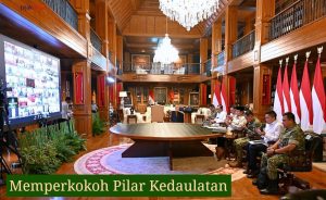 Presiden Prabowo Subianto memberikan arahan strategis melalui konferensi video mengenai pemberantasan korupsi dan swasembada nasional.