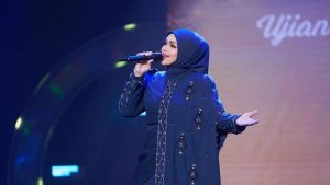 Siti Nurhaliza saat tampil di Sepang sebelum mengalami kecelakaan mobil.