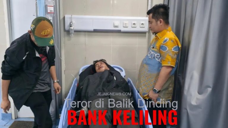Foto dokumentasi konferensi pers di Mapolresta Tangerang memperlihatkan lima tersangka berbaju tahanan oranye dengan posisi menunduk, dikawal ketat oleh personel Satreskrim bersenjata lengkap, Agustus 2026.