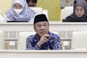 Anggota Komisi II DPR RI Fauzan Khalid saat memberikan keterangan pers mengenai penguatan fungsi pengawasan Ombudsman RI di daerah.
